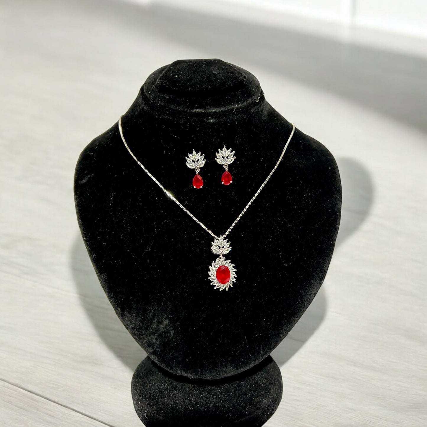 Red Gemstone & White Stones - Sparkling Silver Necklace and Earrings Set